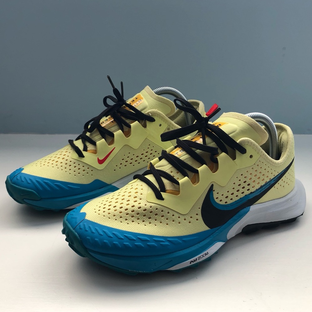 Nike Menβs trail runners.